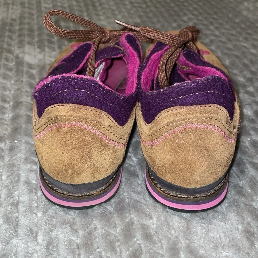 Merrell Dark Earth Shoes.  Size‎ 9.  Vintage. Suede with Wool Sock.